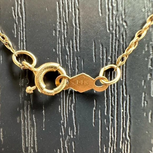 💫Dainty & Beautiful Vintage Stamped 14K Gold Ball Necklace - Picture 9 of 16